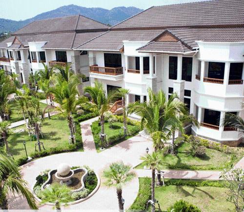 Rawai Grand House -Sha Plus Exterior photo