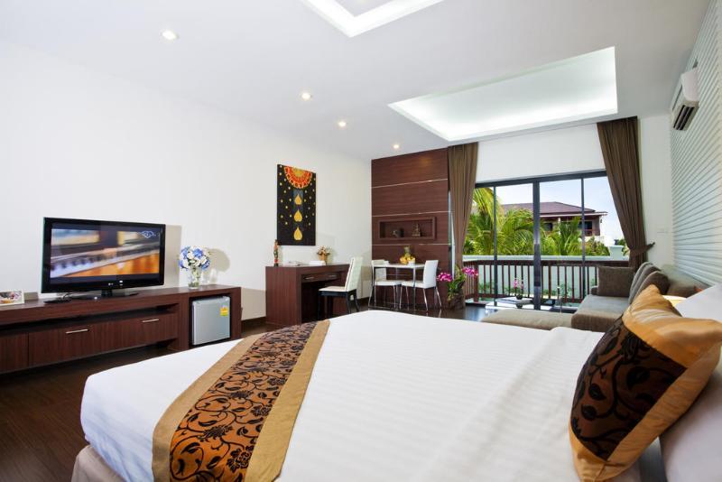 Rawai Grand House -Sha Plus Exterior photo
