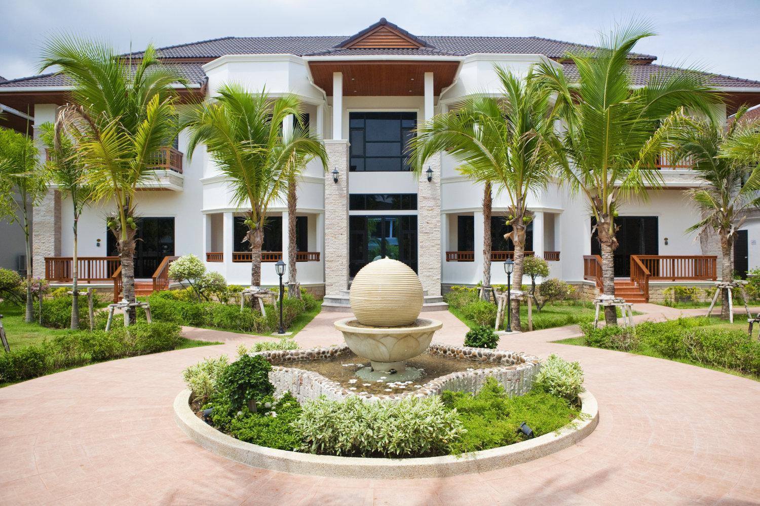 Rawai Grand House -Sha Plus Exterior photo