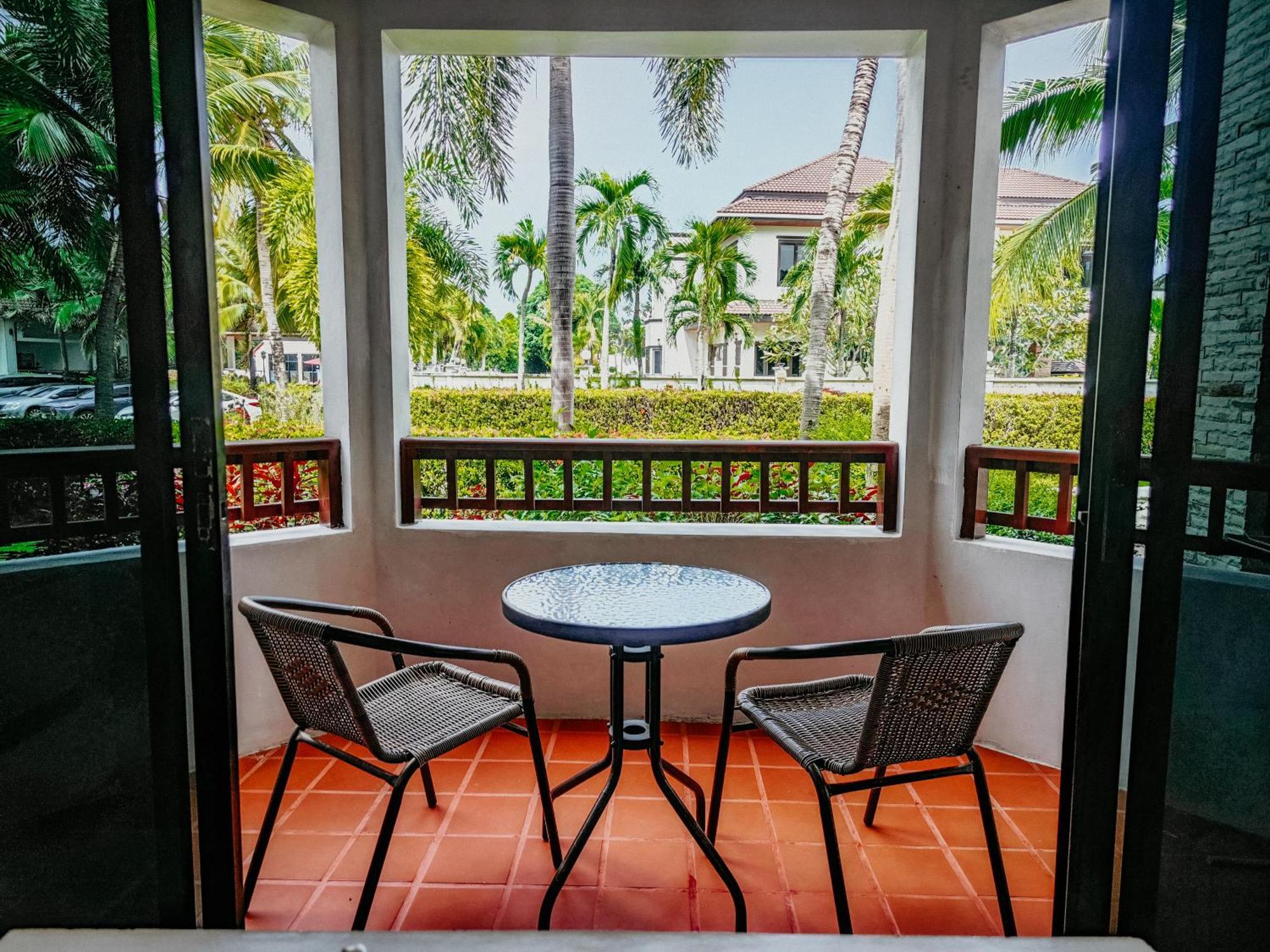 Rawai Grand House -Sha Plus Exterior photo