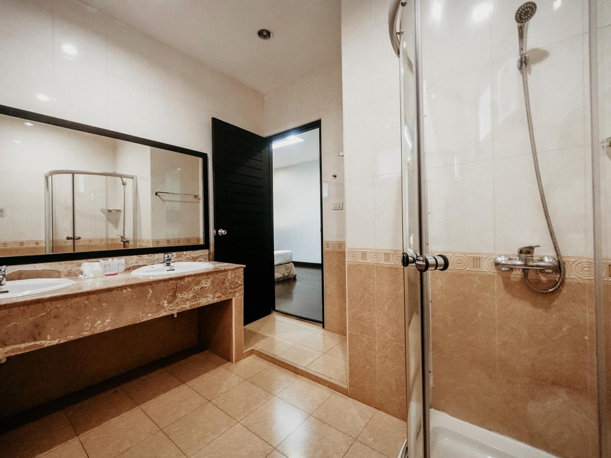 Rawai Grand House -Sha Plus Exterior photo